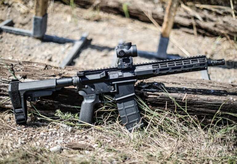Difference Between AR 15 Rifle and AR 15 Pistol Difference Between AR-15 Rifle and AR-15 Pistol